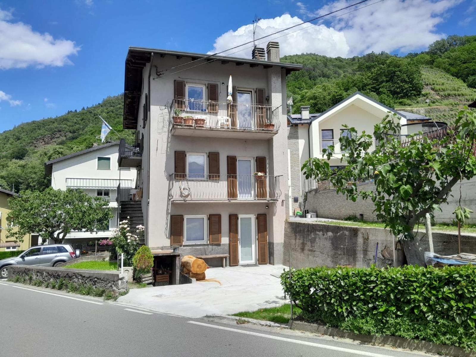 Hotel Ca Marasciol A 5 Minuti Dal Trenino Rosso Del Bernina Express Villa di Tirano Esterno foto